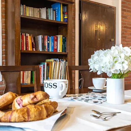 Italian Experience-casa Miramonti بيت للعطل