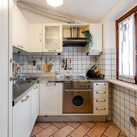 Italian Experience-casa Miramonti بيرودجا