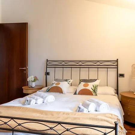 Italian Experience-casa Miramonti بيت للعطل