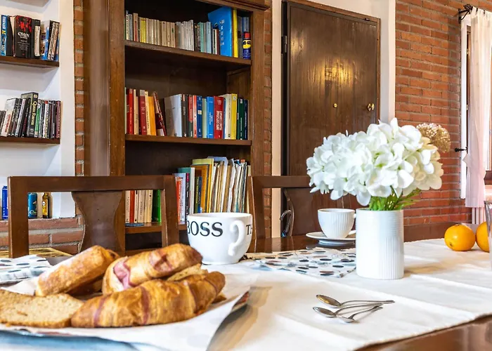 Italian Experience-casa Miramonti بيت للعطل